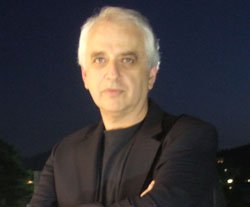 Αντώνης Αντωνίου